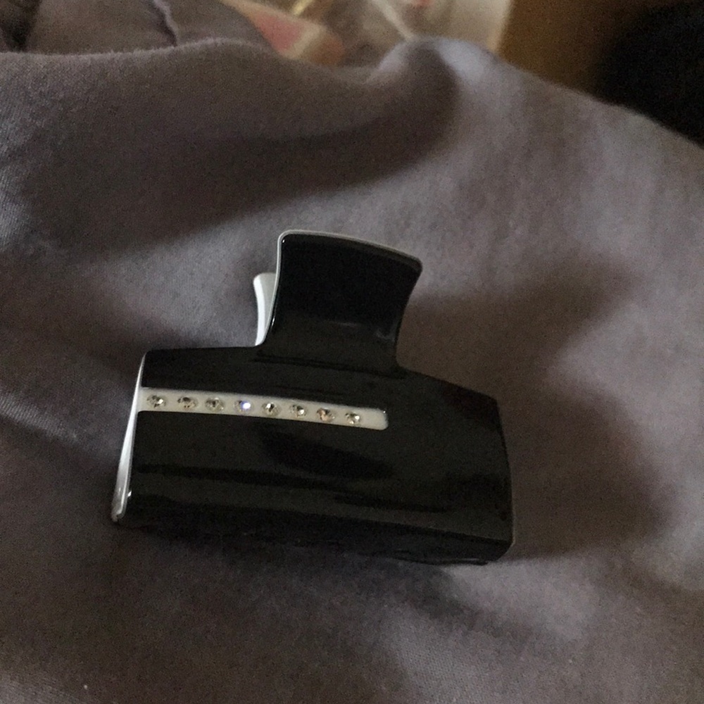 Medium size hair claw New